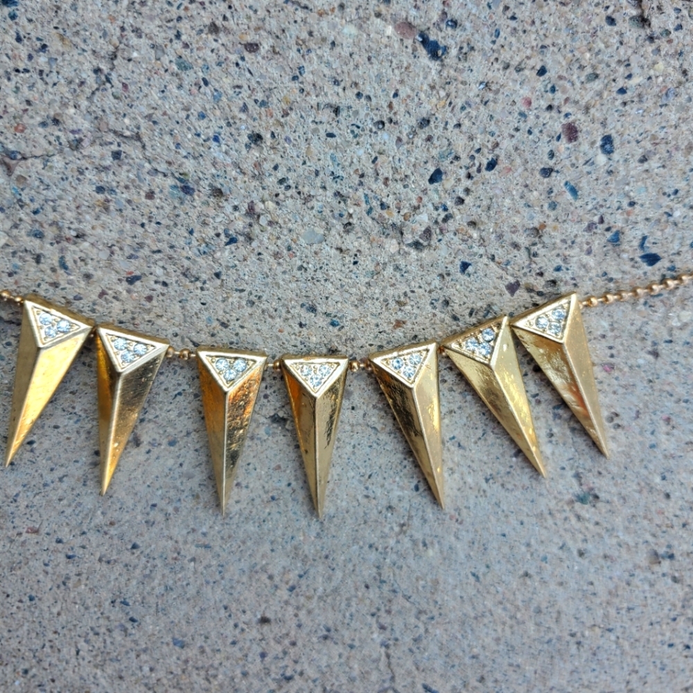 New Punk Chic Gold Tone Rhinestone Spike Necklace.